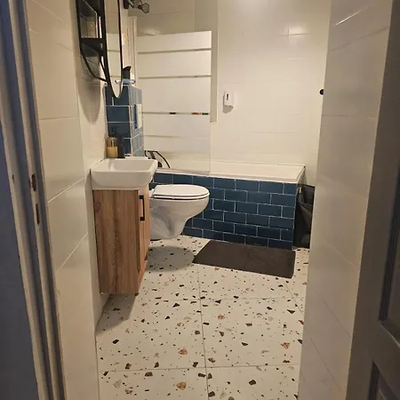 Heart Of Center 4br 2bath