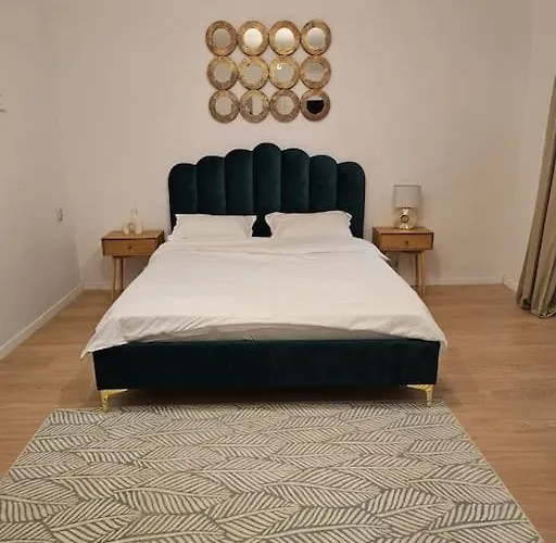 Heart Of Center 4br 2bath *