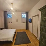 Heart Of Center 4br 2bath Lägenhet Bukarest